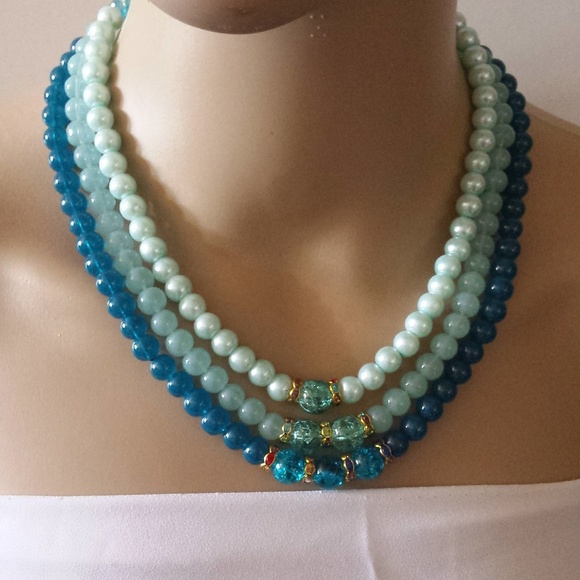 Triple Strand Necklace - Picture 4 of 8